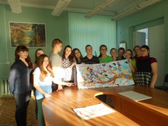 Волонтеры принесли весну