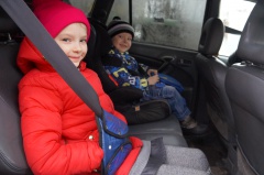            Инспекторы продолжают проведение профилактических мероприятий «Автокресло-детям»
