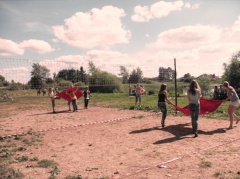 Молодёжь зажигает.