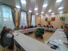 Глава района Андрей Сергеичев провел совещание, на котором был рассмотрен вопрос о предварительных итогах выполнения показателей оценки эффективности деятельности ОМСУ «Рейтинг-76» за 2022 год