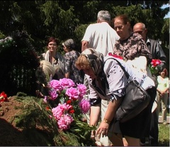 Церемония перезахоронения солдат в подмосковной деревне Акулово.