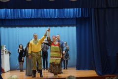 Подарком для шопшинцев и шалаевцев стал показ спектакля гаврилов-ямской театральной студии «Подорожник»