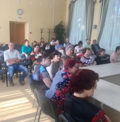 Алексей Комаров провел встречу с Советом ветеранов района