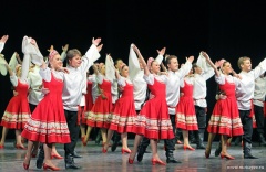 Показ концерта академического ансамбля народного танца им. Игоря Моисеева.