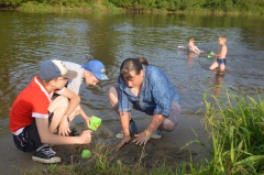 В Гаврилов-Яме прошла акция для молодых семей «На пляжу я не лежу»