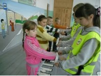 Театрализованное  представление «Посвящение в пешеходы».