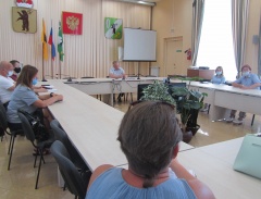 На   заседании территориальной комиссии по делам несовершеннолетних    и  защите  их  прав.