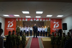 «ПОКЛОНИМСЯ ВЕЛИКИМ ТЕМ ГОДАМ».